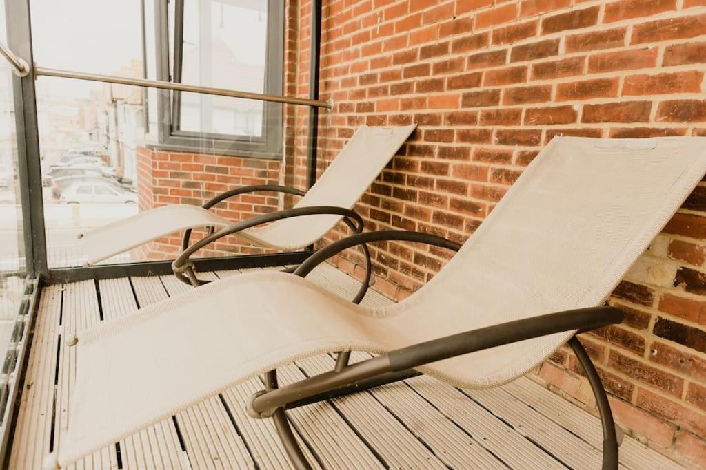 The Sea Deck Apartment - Westbrook Bay Beach - By Goldex Coastal Breaks マーゲイト エクステリア 写真